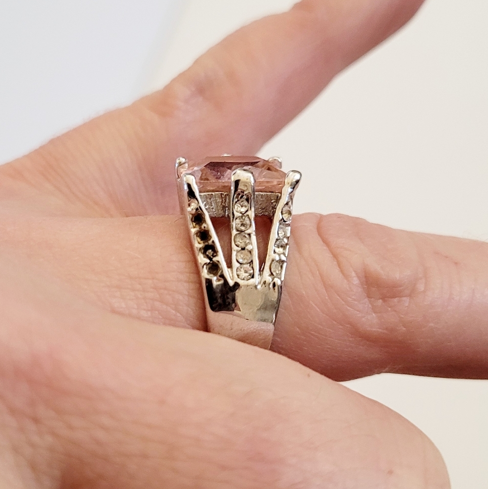 Ring - Picture 8 of 9